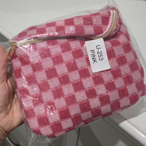 Pink Checkered Crossbody Sling Bag - Picture 2 of 2